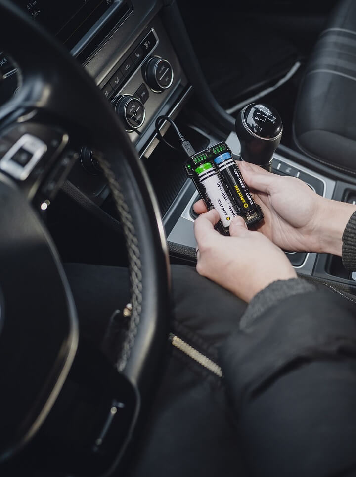 Зарядное устройство Armytek Handy C2 Pro