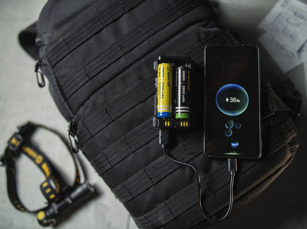 Зарядное устройство Armytek Handy C2 Pro