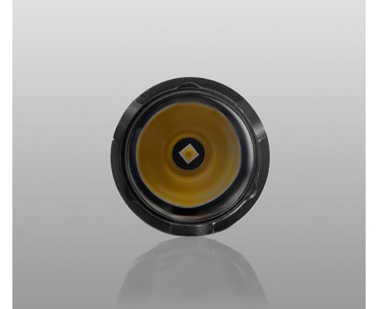 Фонарь Armytek Dobermann Pro XHP35 HI Warm