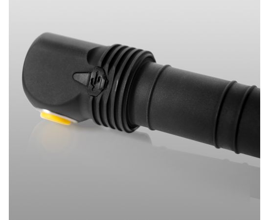 Мультифонарь Armytek Elf C2 Micro-USB XP-L White